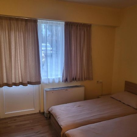 Хотел Хисаря Haskovo Extérieur photo
