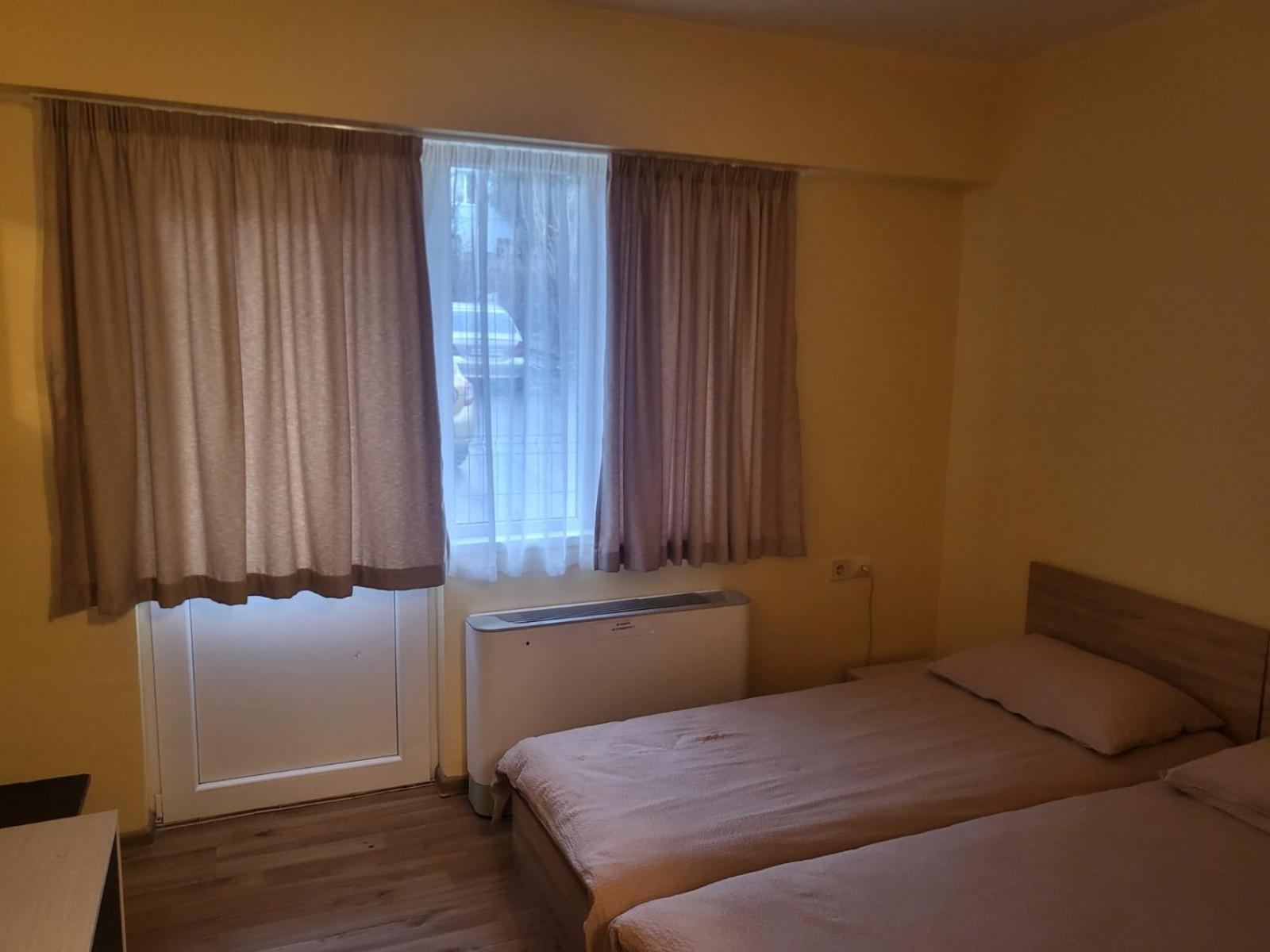 Хотел Хисаря Haskovo Extérieur photo